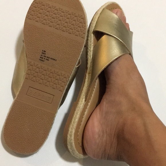 7 items for $25 Size 8 Gold-Esprit Sandal - Picture 7 of 8